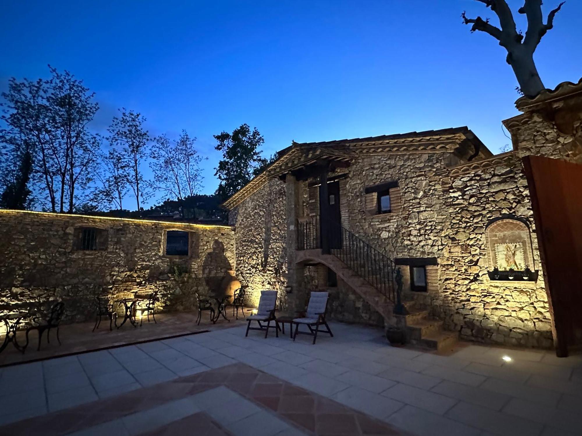 Masia Can Viver - Olive Oil Tourism B&B Bigues I Riells Exterior foto