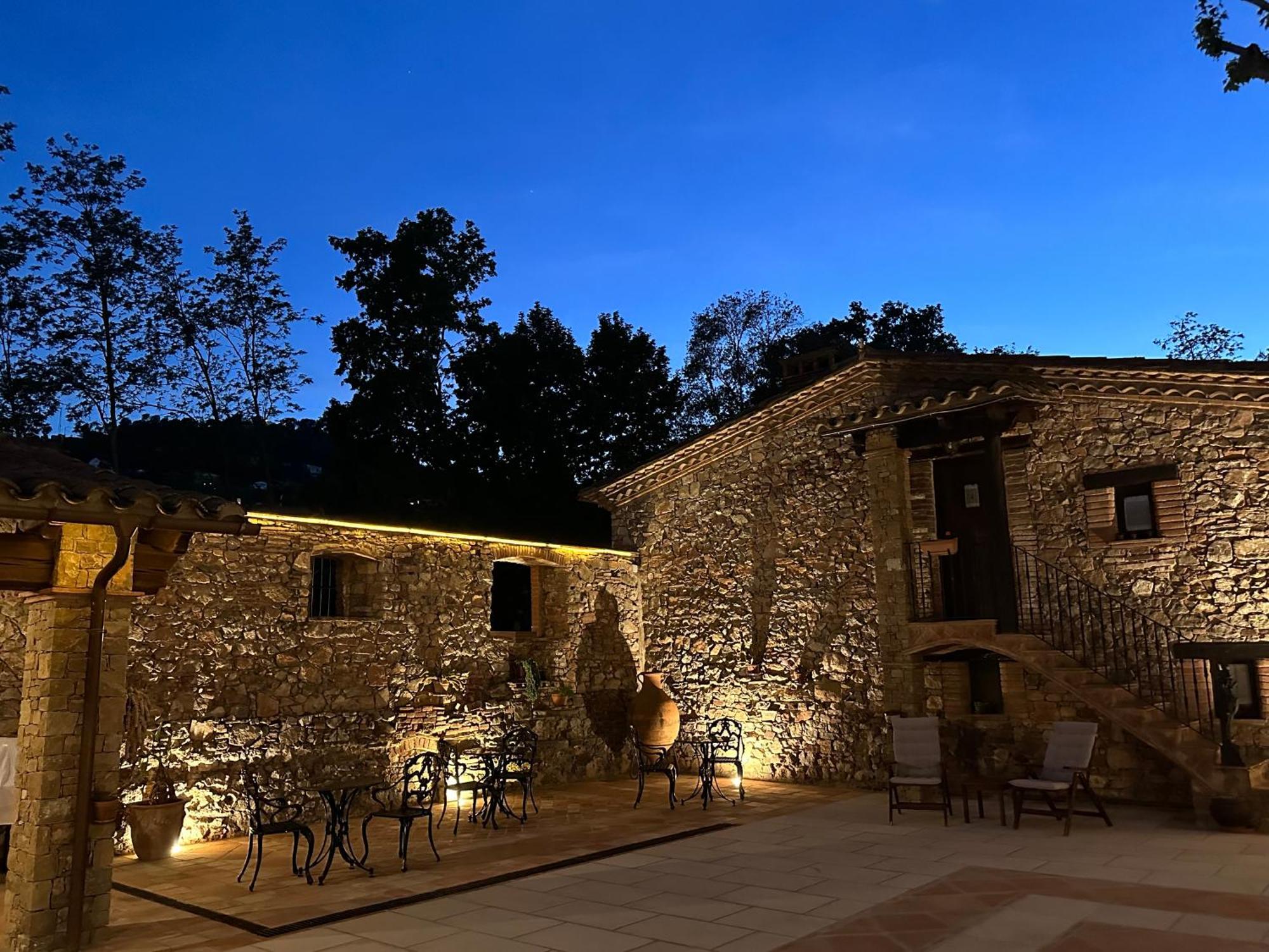 Masia Can Viver - Olive Oil Tourism B&B Bigues I Riells Exterior foto